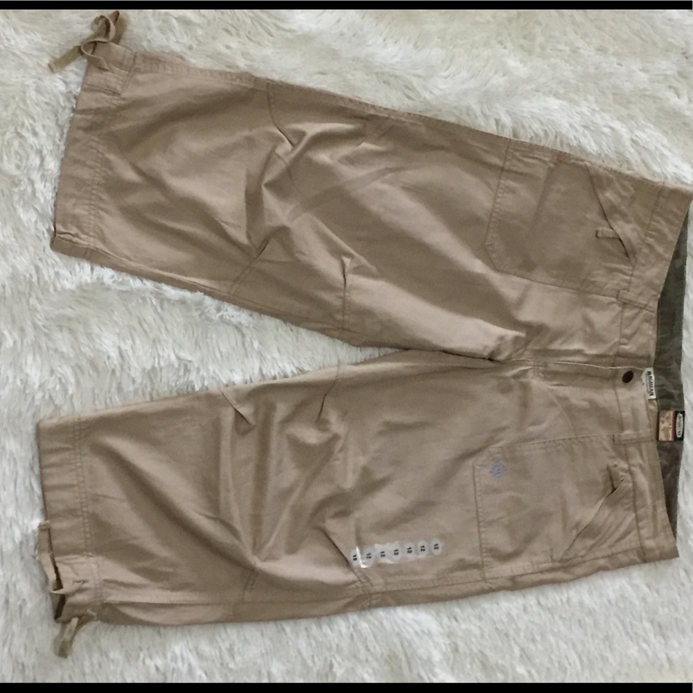 Women’s Capri pants